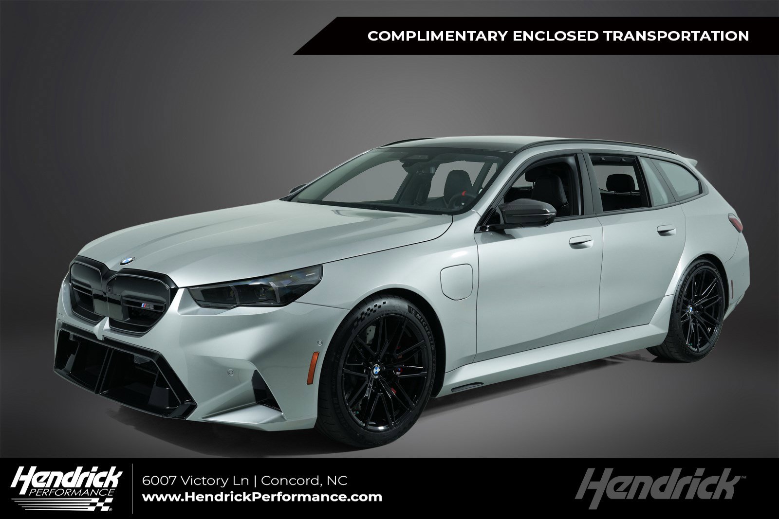 Used 2025 BMW M5 Touring AWD/4WD image 1