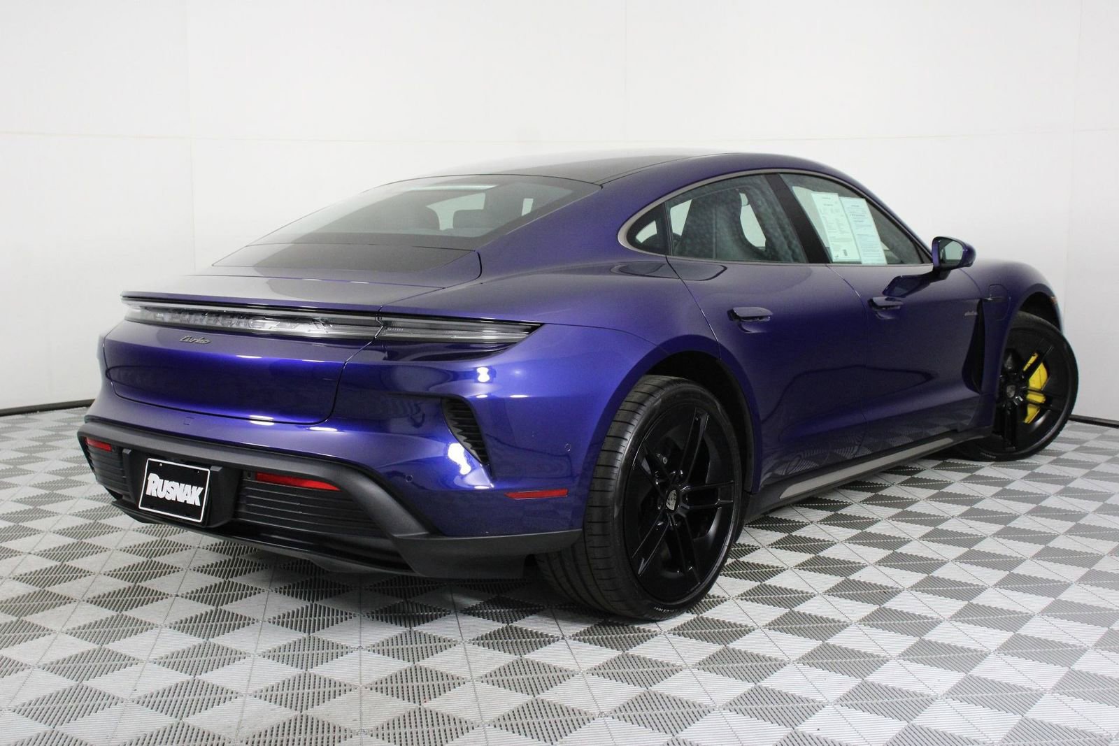 Certified 2025 Porsche Taycan Turbo image 7