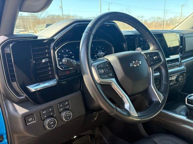Used 2023 Chevrolet Silverado 1500 RST w/ Convenience Package II image 18