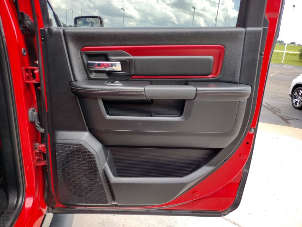 Used 2016 RAM 1500 Rebel AWD/4WD image 23