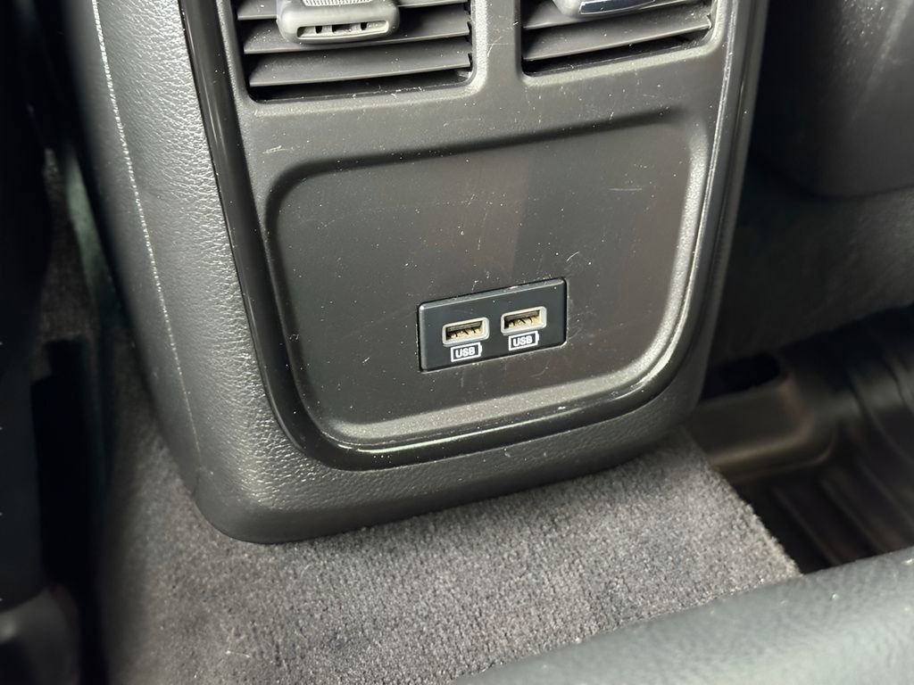 Used 2019 Dodge Charger R/T w/ Blacktop Package RWD image 24