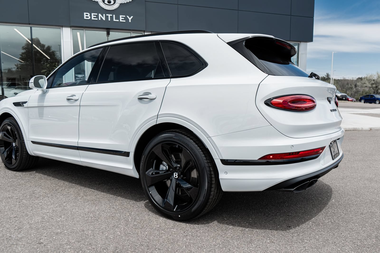 New 2026 Bentley Bentayga AWD/4WD image 9