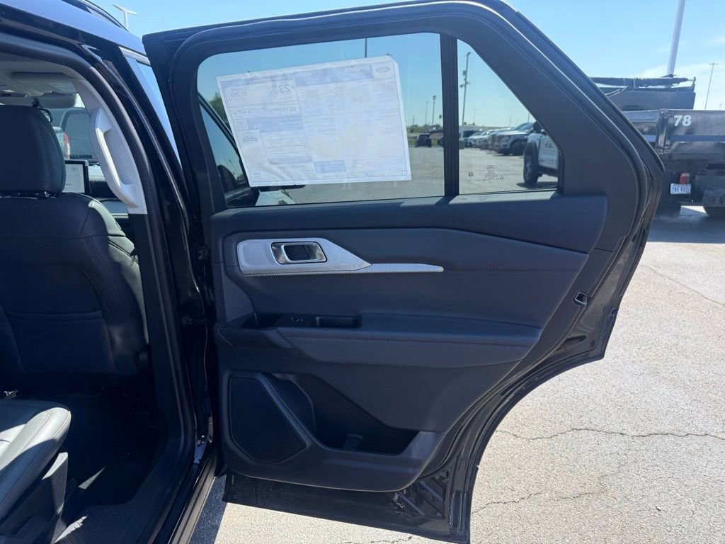 New 2026 Ford Explorer Active w/ Active Comfort Package AWD/4WD image 44