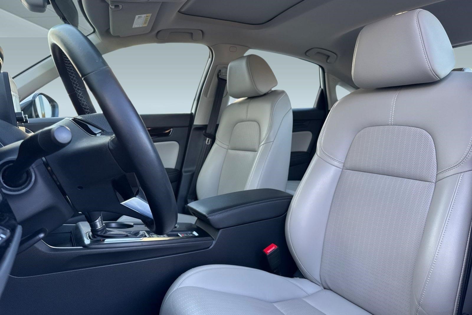 Used 2024 Honda Civic EX-L image 5