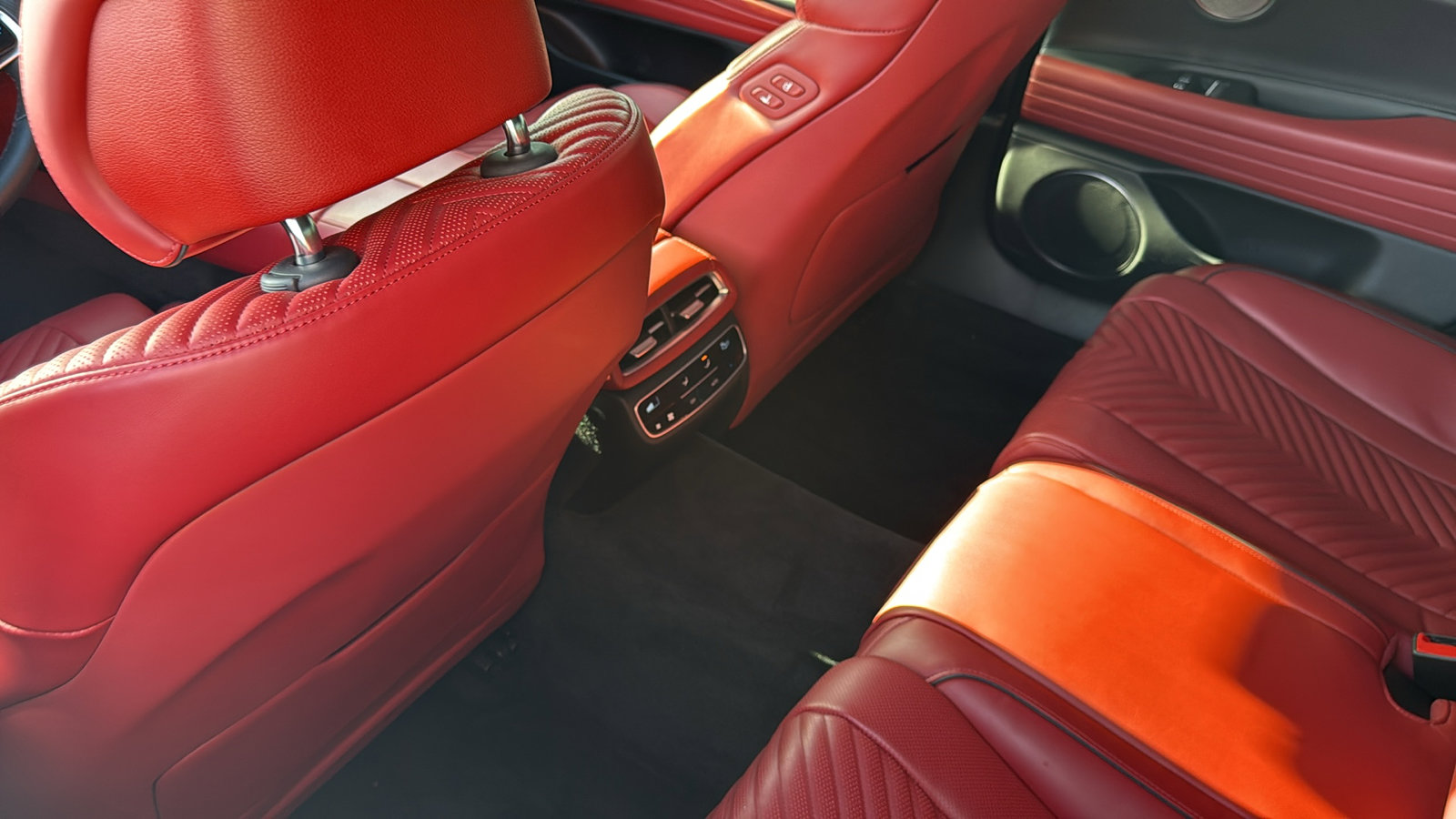 Used 2023 Genesis G80 3.5T Sport image 31