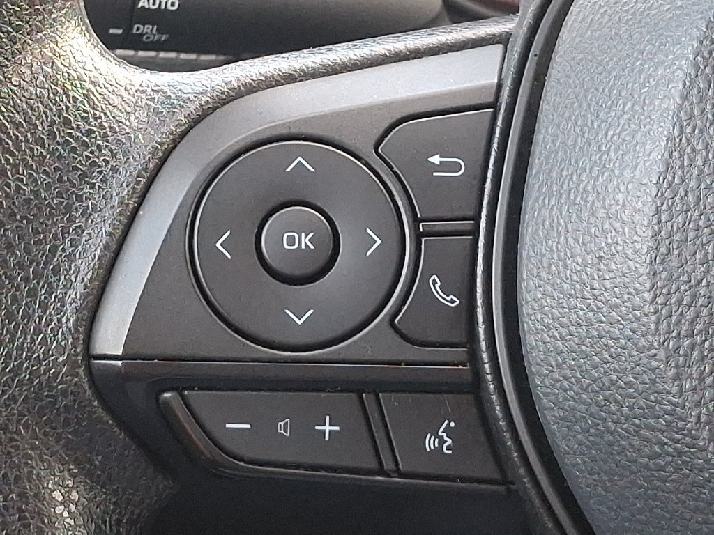 Used 2025 Toyota RAV4 XLE AWD/4WD image 20