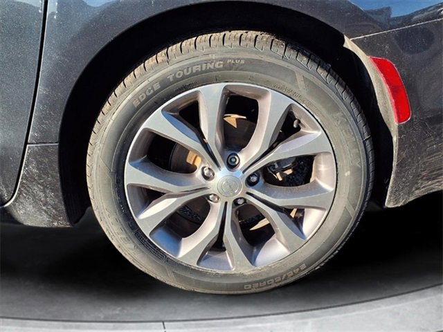 Used 2019 Chrysler Pacifica Limited w/ Advanced Safetytec Group image 20