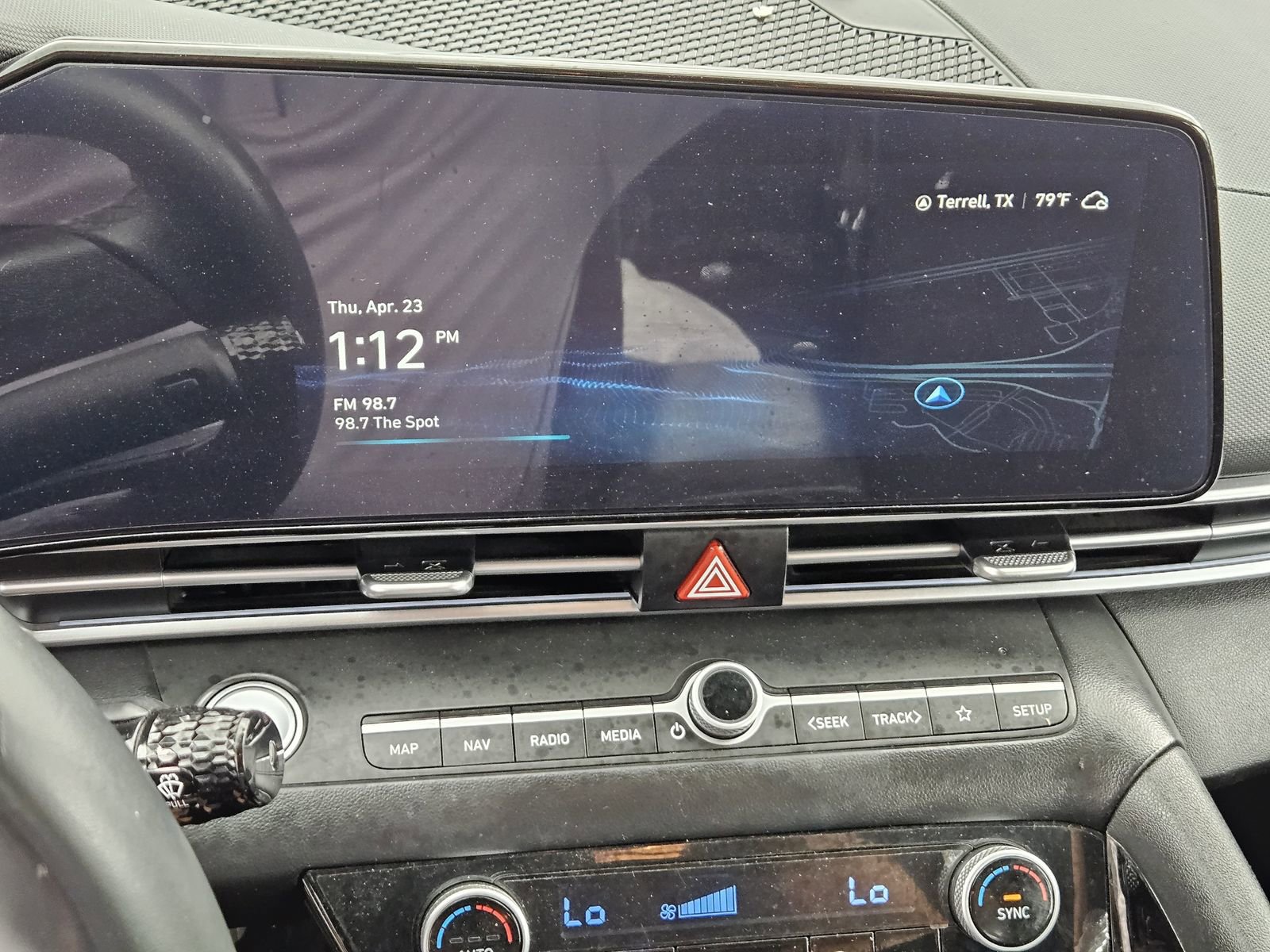 Used 2024 Hyundai Elantra SEL w/ Convenience Package FWD image 18