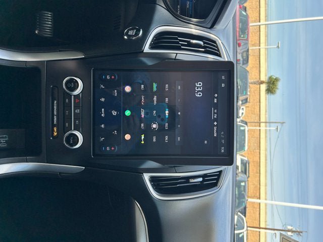 Used 2022 Ford Edge SEL w/ Convenience Package image 9