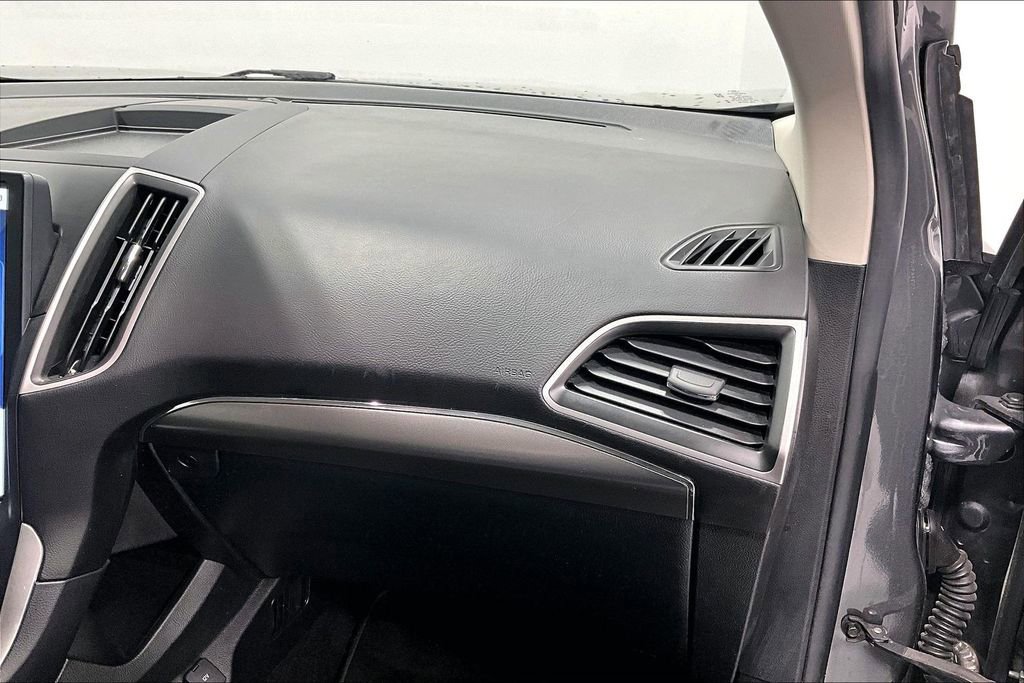 Used 2023 Ford Edge SEL w/ Sport Appearance Package AWD/4WD image 19
