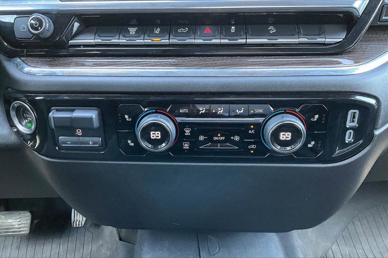 Used 2024 Chevrolet Silverado 2500 LT AWD/4WD image 18