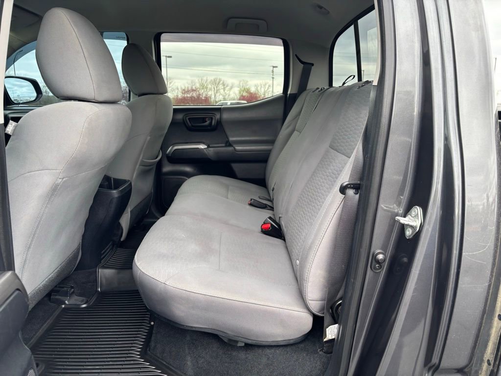 Used 2019 Toyota Tacoma SR5 image 16