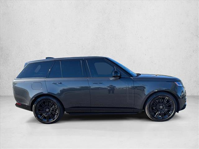 Certified 2025 Land Rover Range Rover SE AWD/4WD image 4