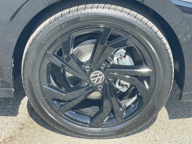 New 2026 Volkswagen Jetta SE FWD image 30