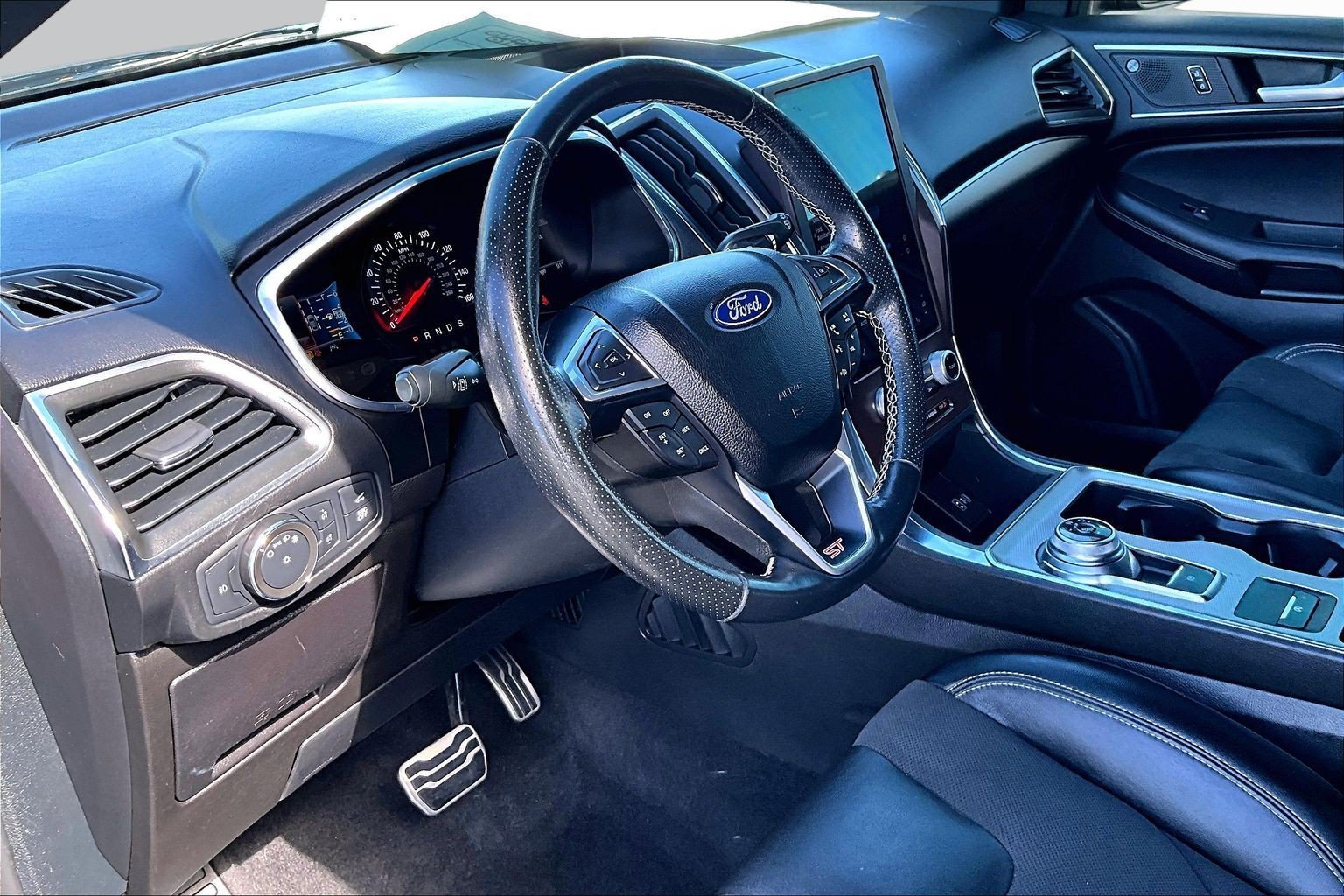 Used 2021 Ford Edge ST AWD/4WD image 12