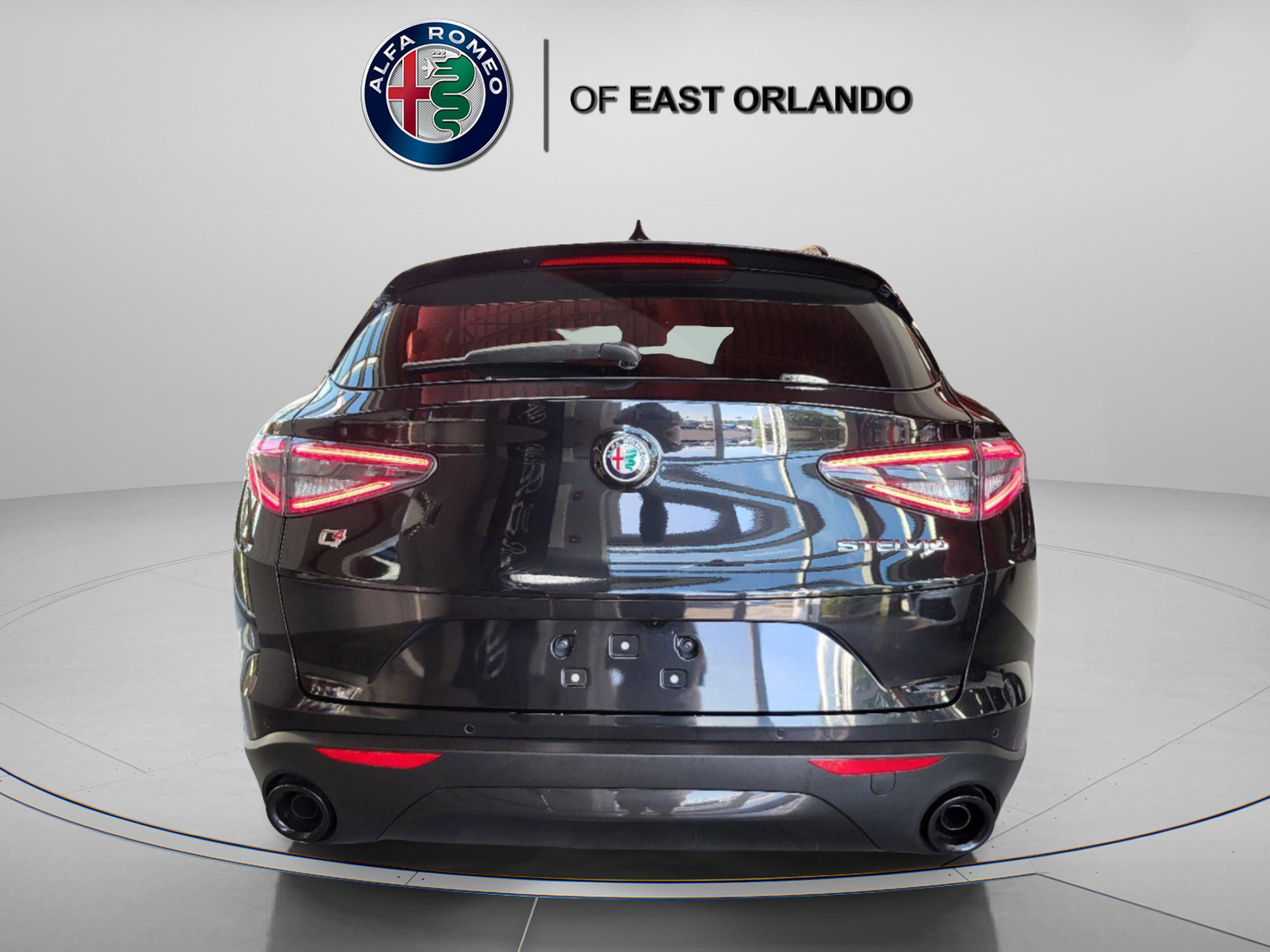 New 2025 Alfa Romeo Stelvio Sprint AWD/4WD image 5