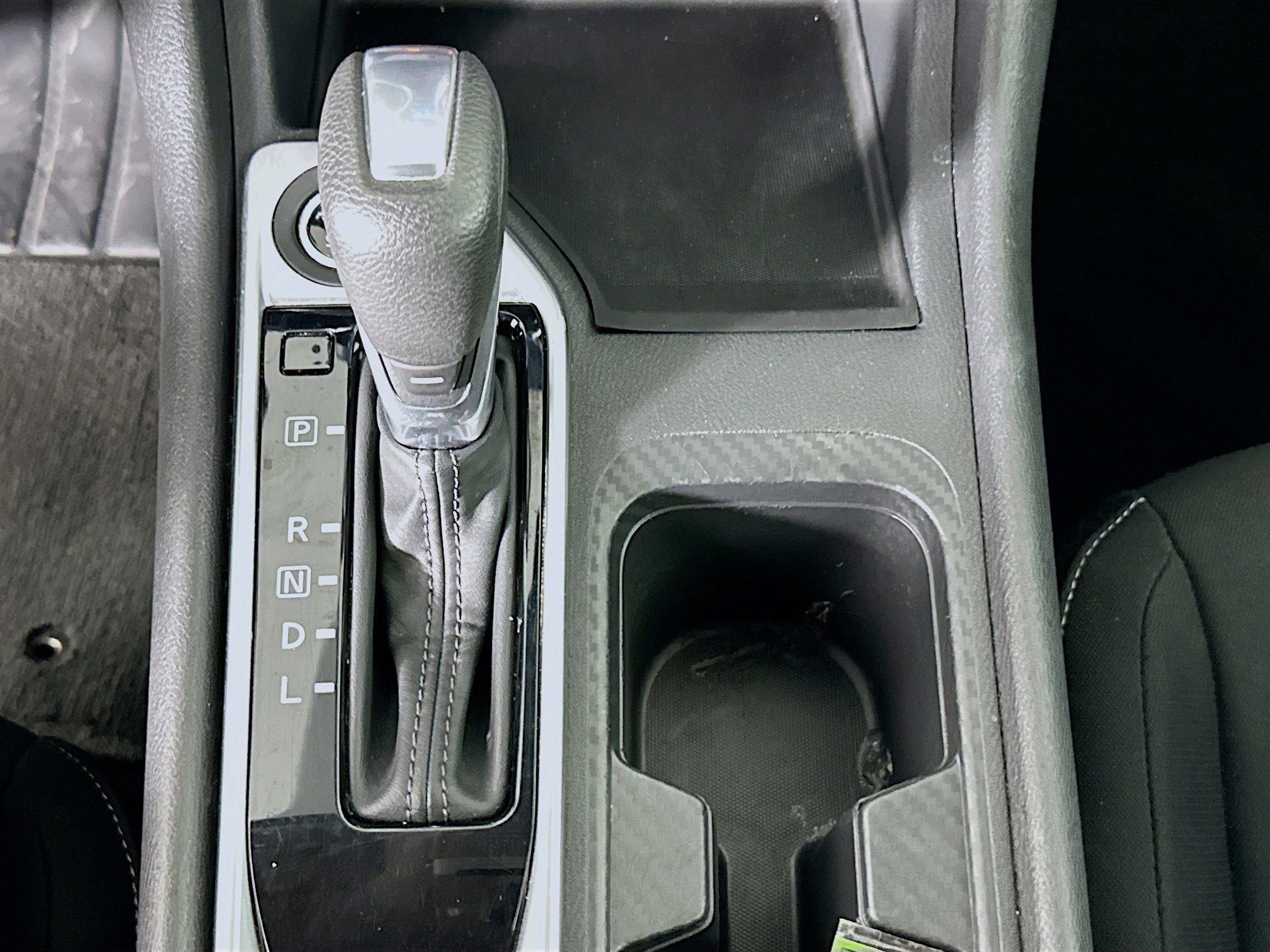 Used 2024 Nissan Sentra SV FWD image 24