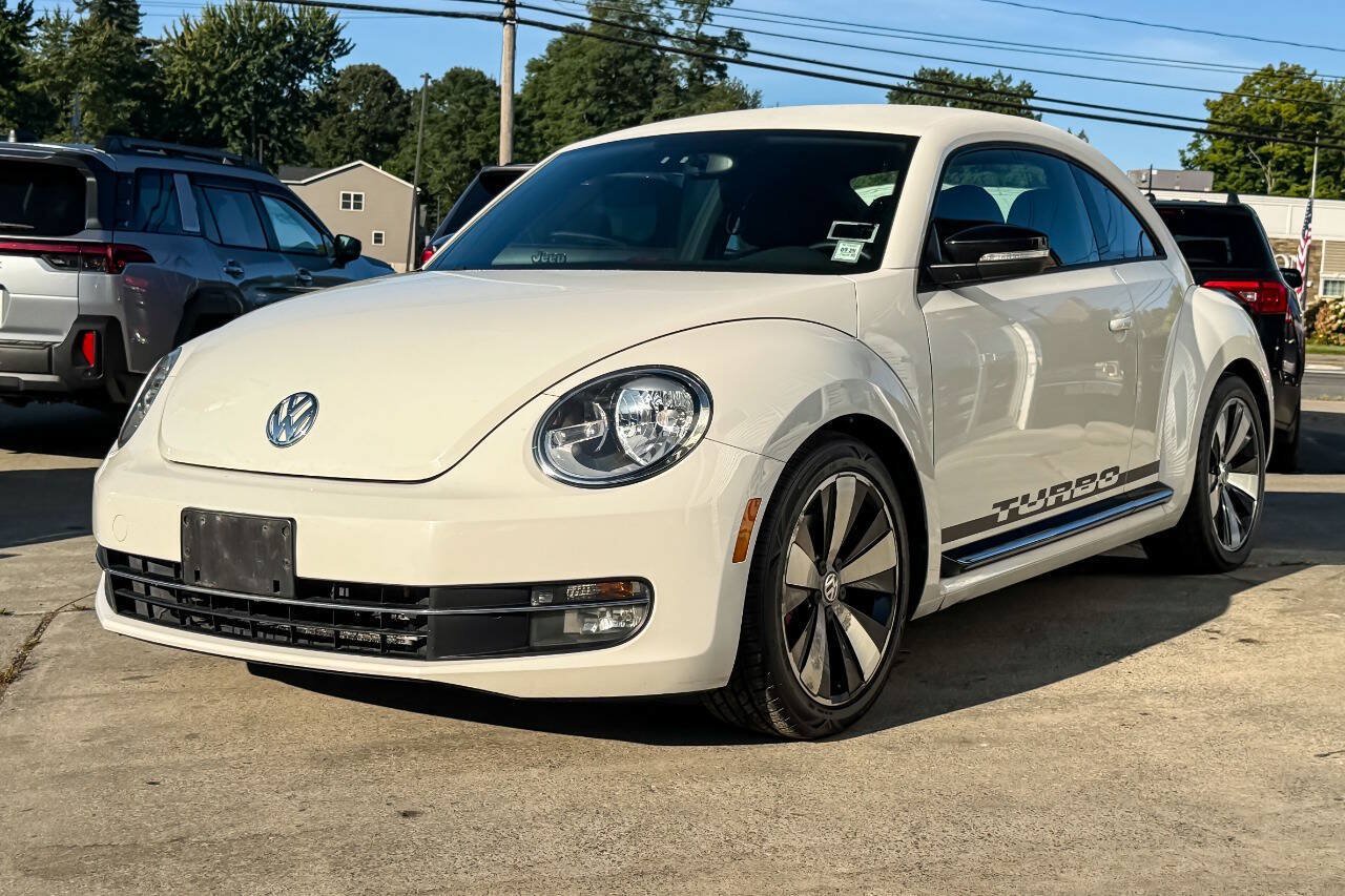 Used 2012 Volkswagen Beetle Launch Edition FWD image 7