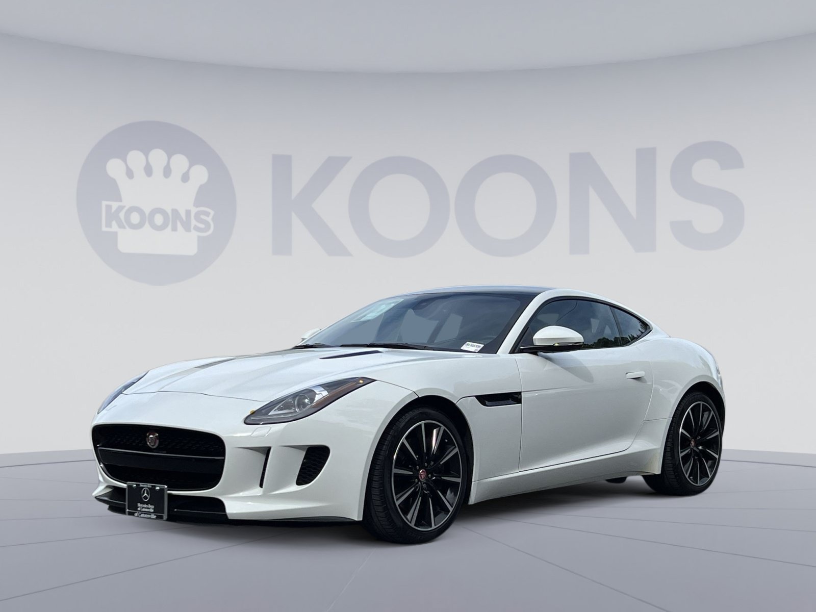 Used 2016 Jaguar F-TYPE Coupe RWD image 1