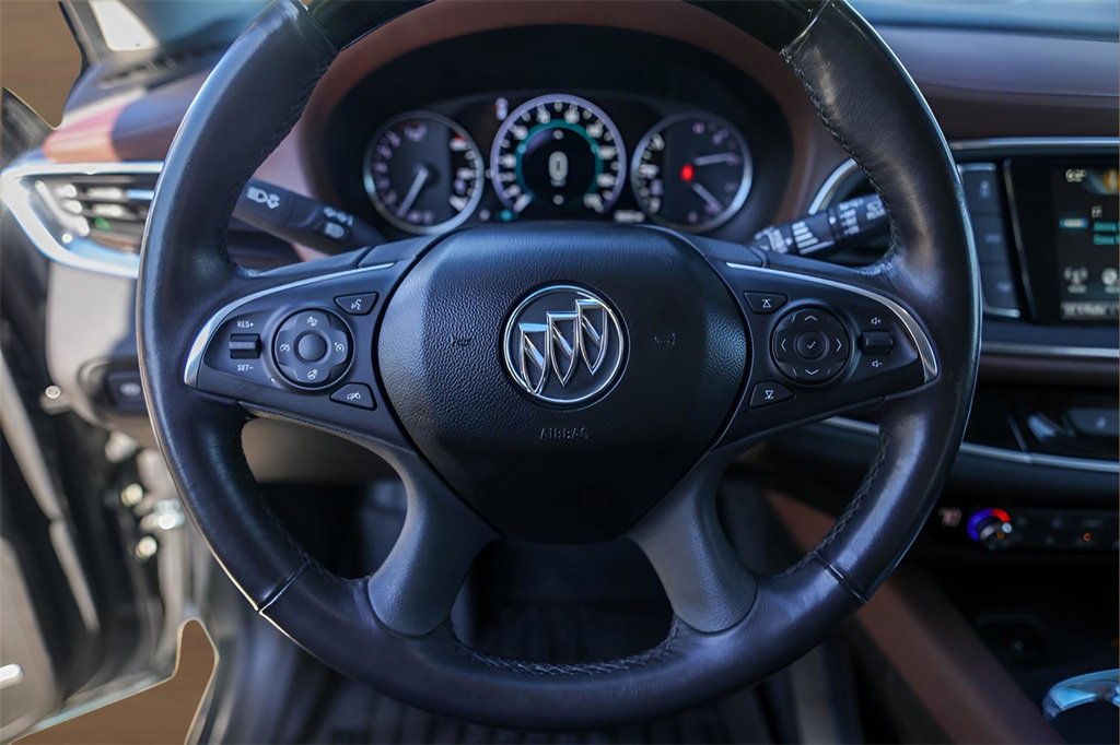 Used 2018 Buick Enclave Avenir w/ Avenir Technology Package image 12