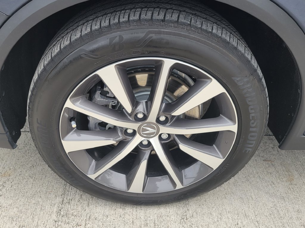Used 2025 Acura MDX w/ Technology Package FWD image 4