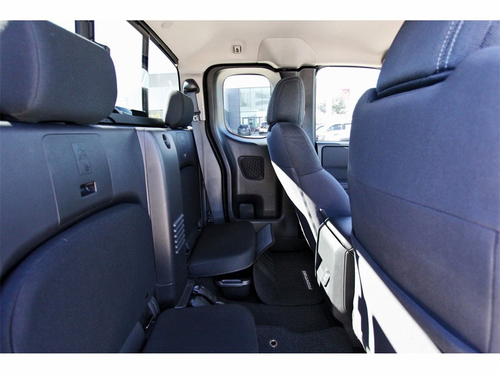 Certified 2024 Nissan Frontier SV w/ SV Convenience Package image 9