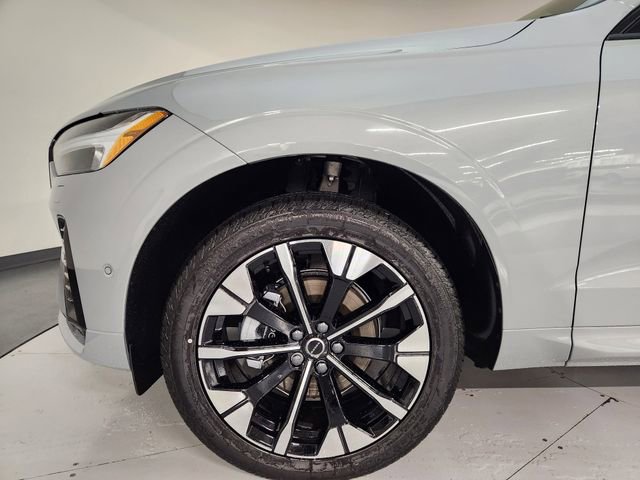 New 2026 Volvo XC60 B5 Plus w/ Protection Package Premier image 11