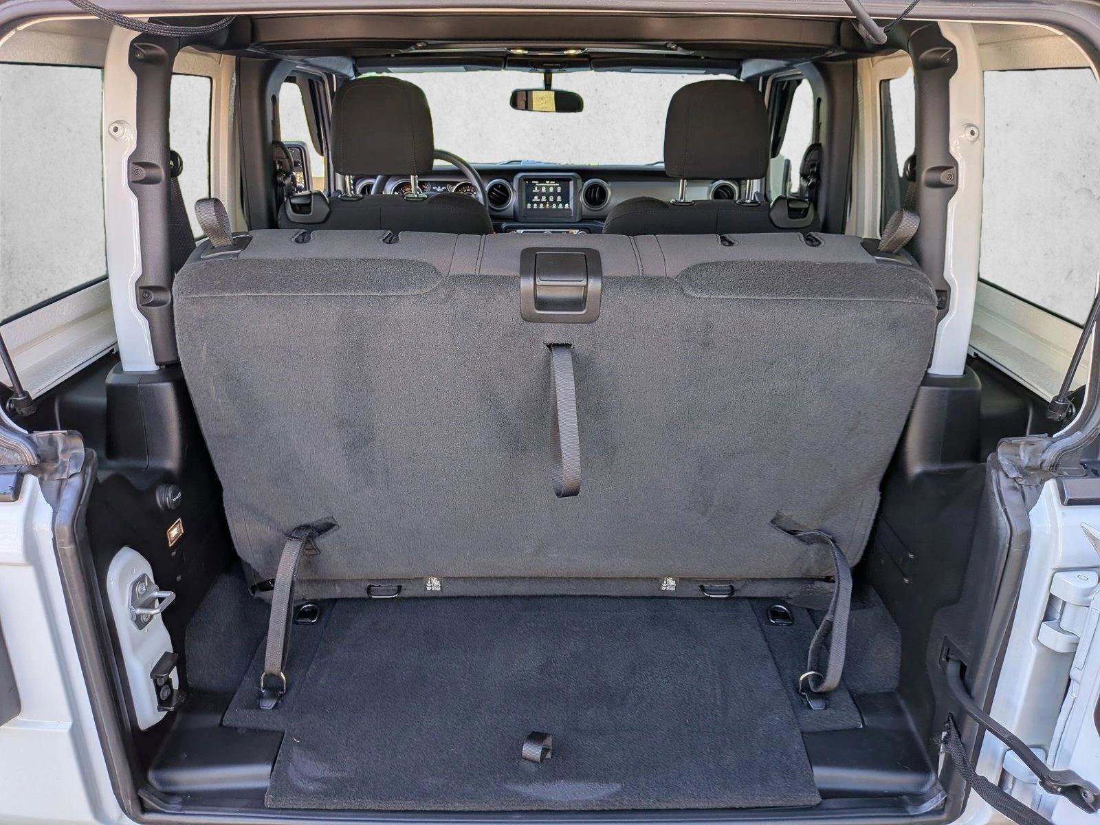 Used 2023 Jeep Wrangler Sport AWD/4WD image 6