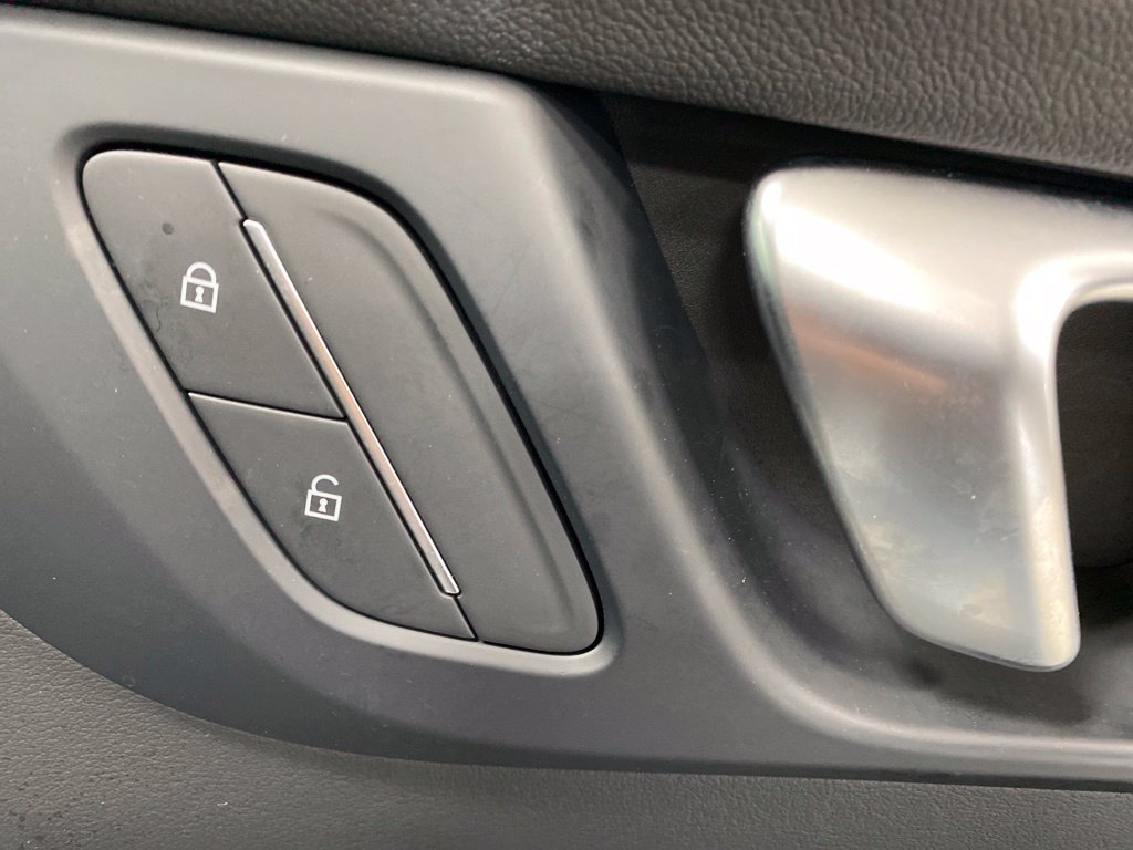 Certified 2026 Buick Enclave Sport Touring AWD/4WD image 21