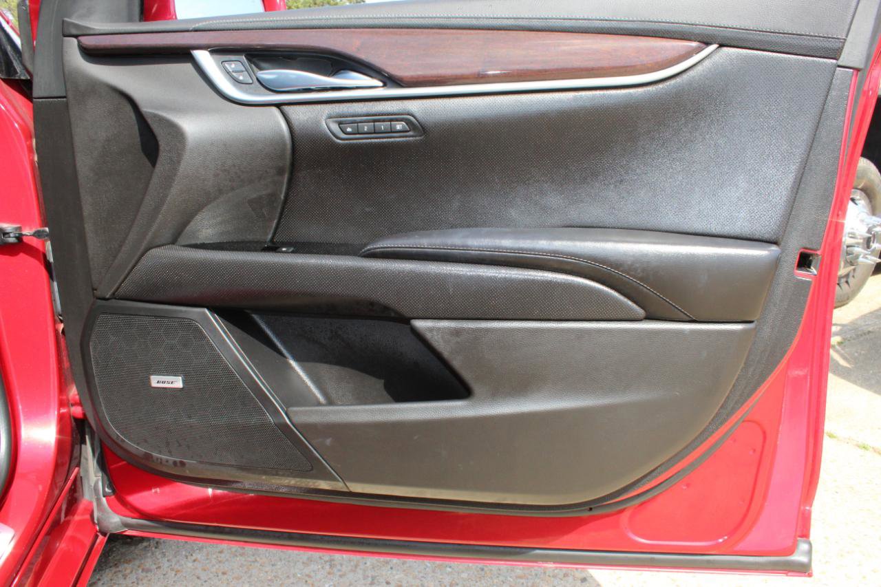 Used 2015 Cadillac XTS Luxury w/ Driver Awareness Package image 22