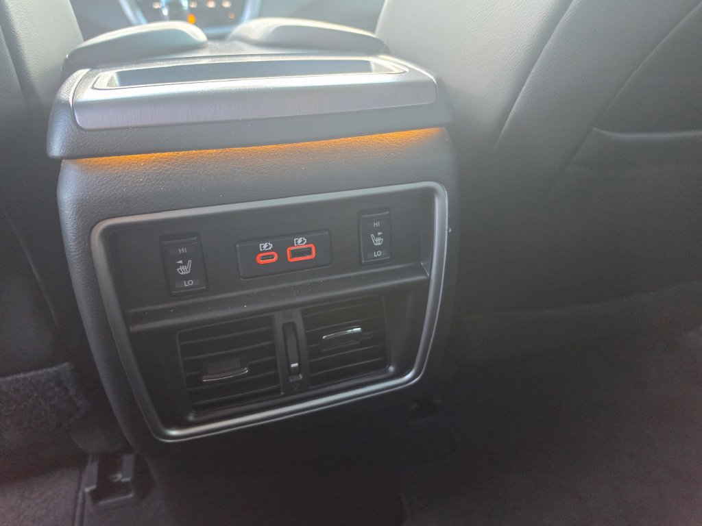 Used 2022 Nissan Murano SL w/ SL Moonroof Package FWD image 12