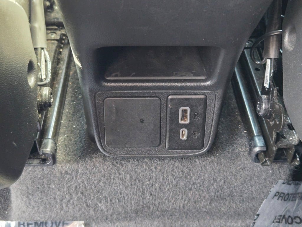 Used 2024 Buick Encore GX Sport Touring FWD image 15