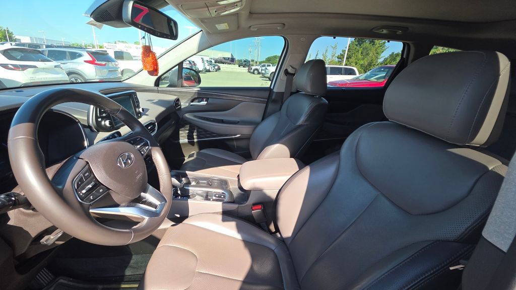 Used 2020 Hyundai Santa Fe SEL w/ Convenience + Premium Package FWD image 11