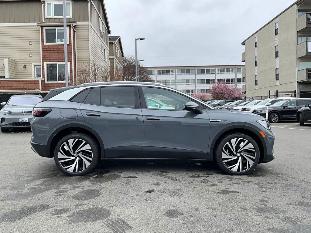 New 2026 Volkswagen ID.4 Pro S Plus image 9