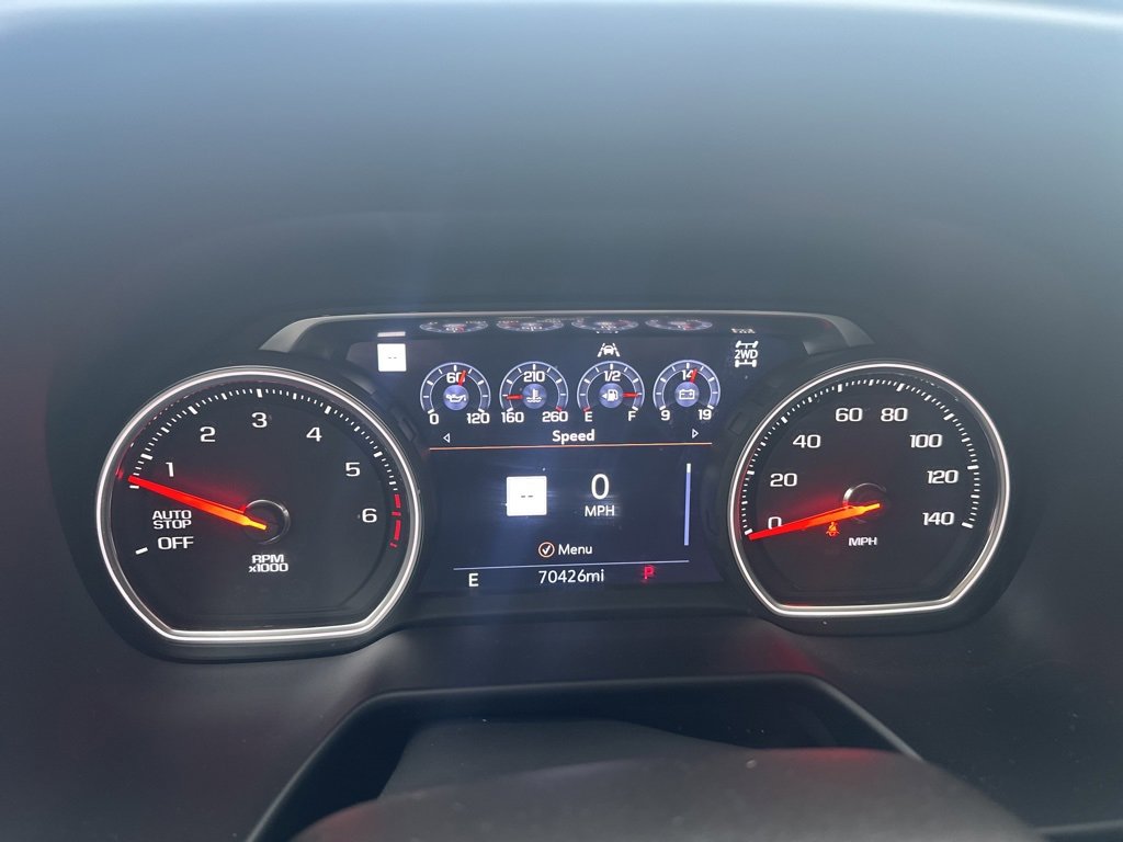 Used 2021 Chevrolet Suburban Premier image 17