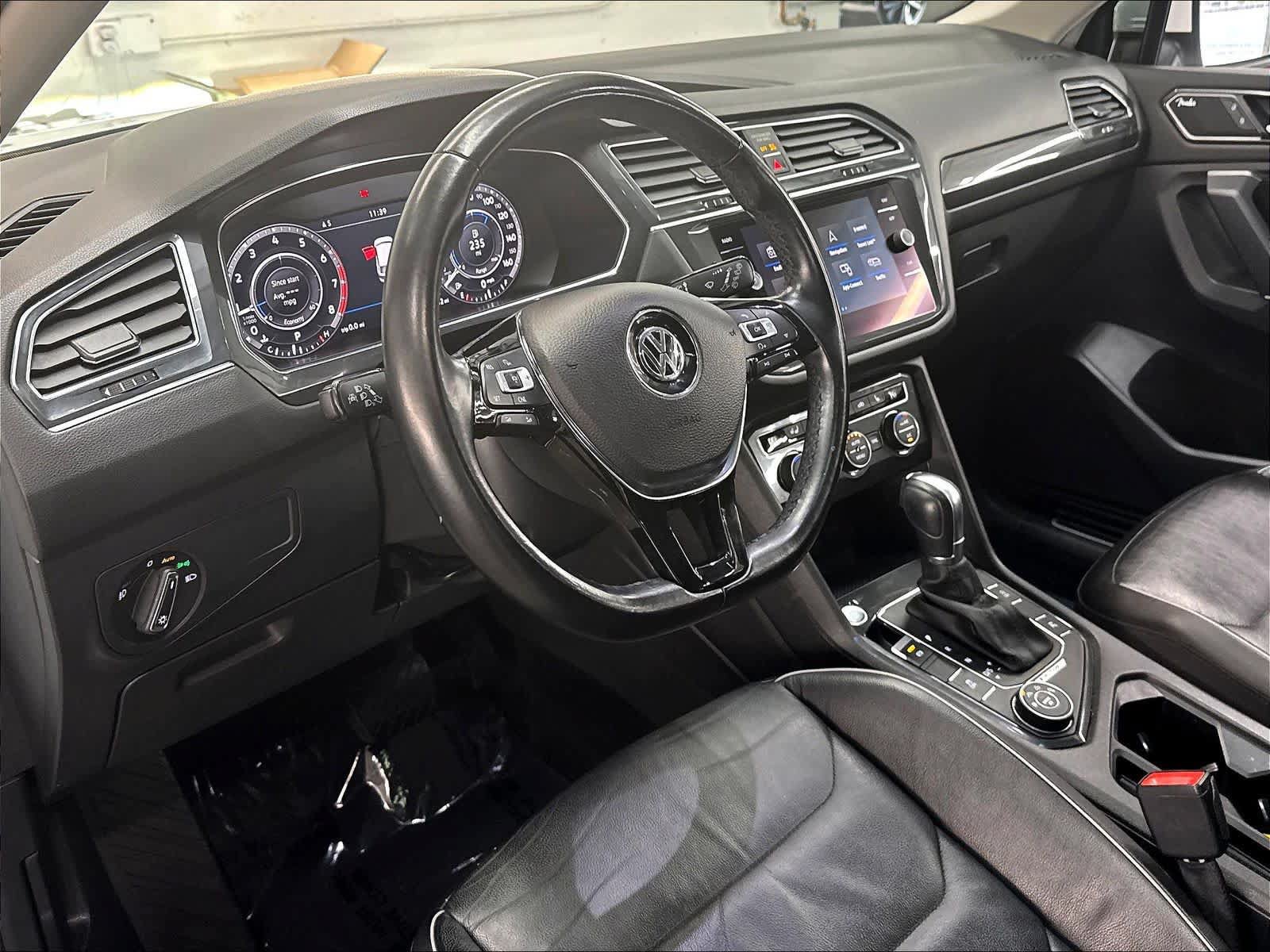 Used 2018 Volkswagen Tiguan SEL Premium AWD/4WD image 20