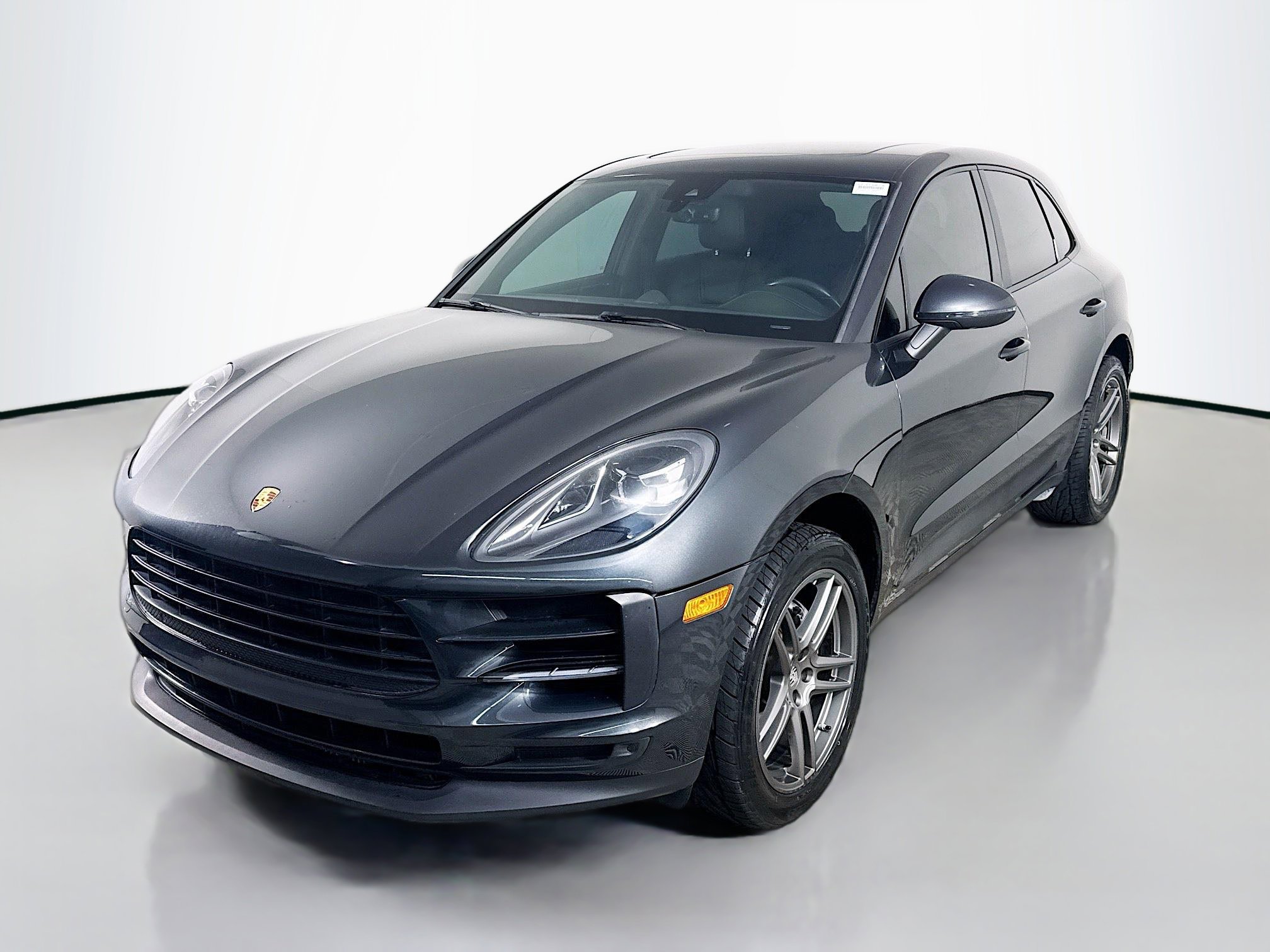 Used 2020 Porsche Macan image 4