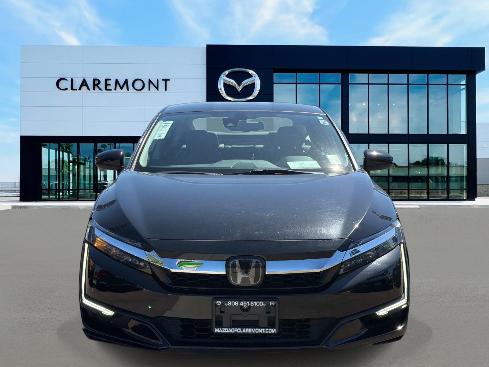 Used 2021 Honda Clarity Touring image 2