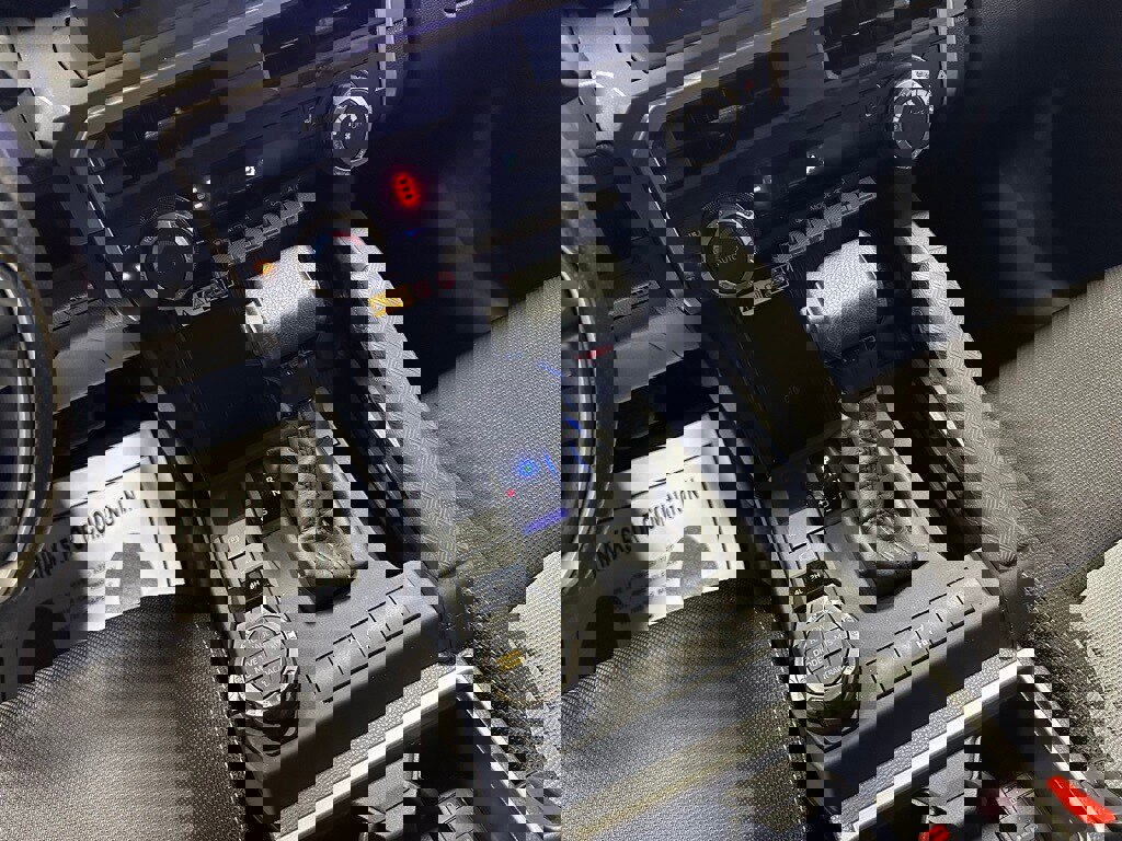 Used 2025 Toyota 4Runner TRD Off-Road image 39