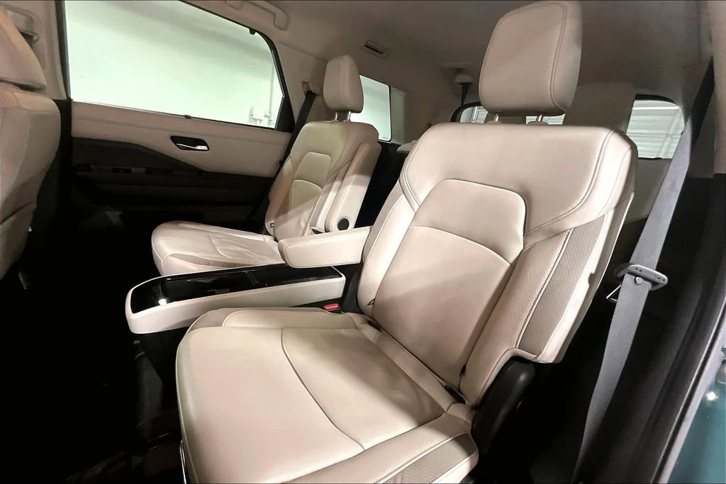 Used 2023 Nissan Pathfinder SL w/ SL Premium Package image 35