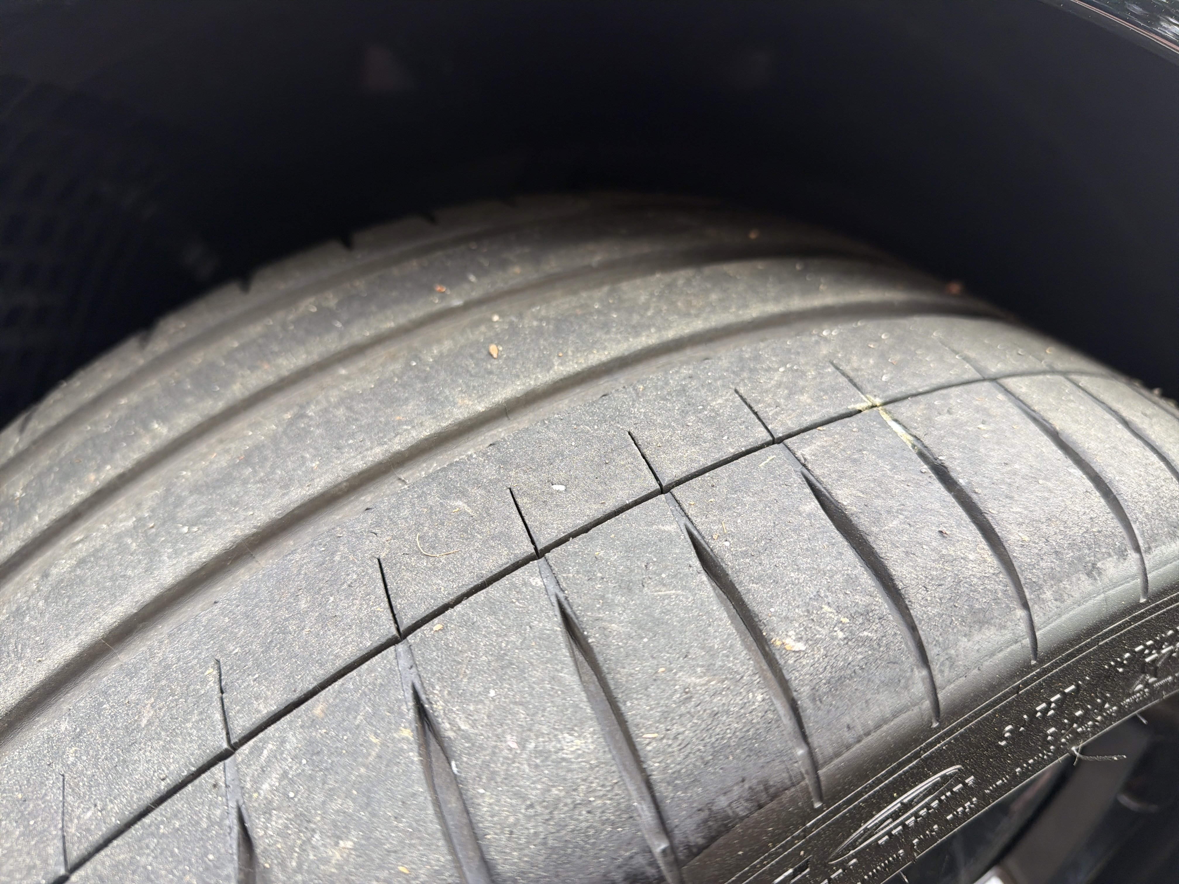 Used 2020 Chevrolet Corvette Stingray Premium Cpe w/ 3LT Preferred Equipment Group image 12