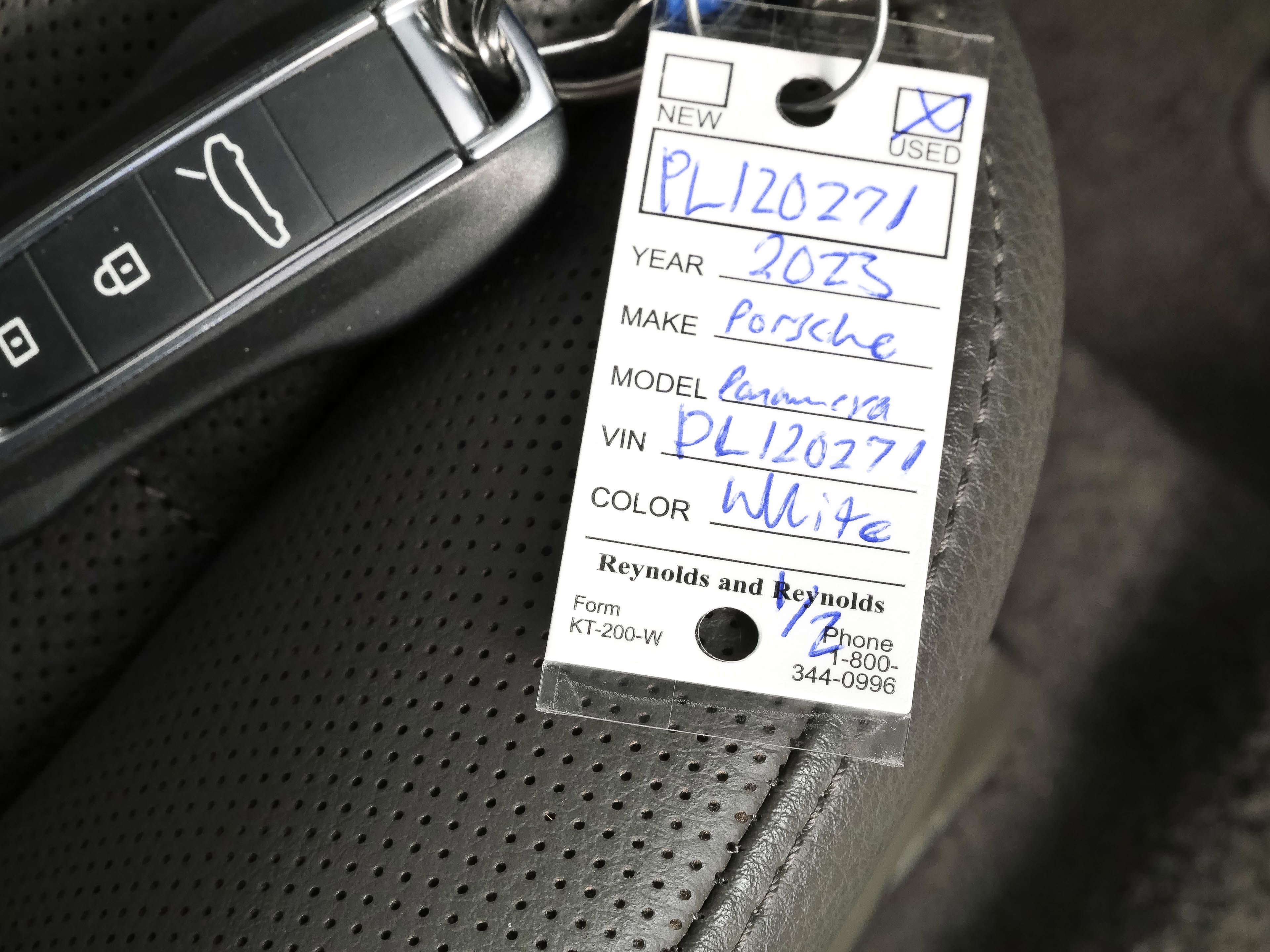 Certified 2023 Porsche Panamera AWD/4WD image 40