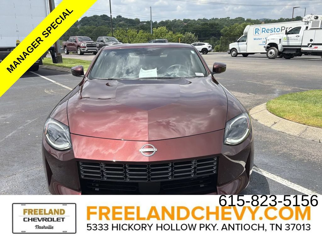 Used 2025 Nissan Z Performance w/ Floor Mat Package RWD video 2