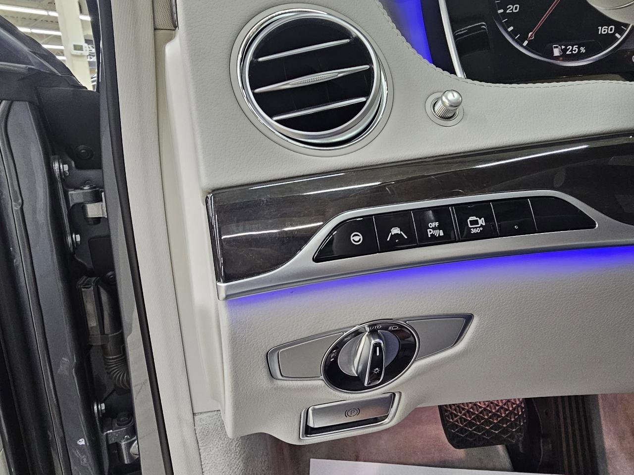 Used 2017 Mercedes-Benz S 550 Sedan image 37