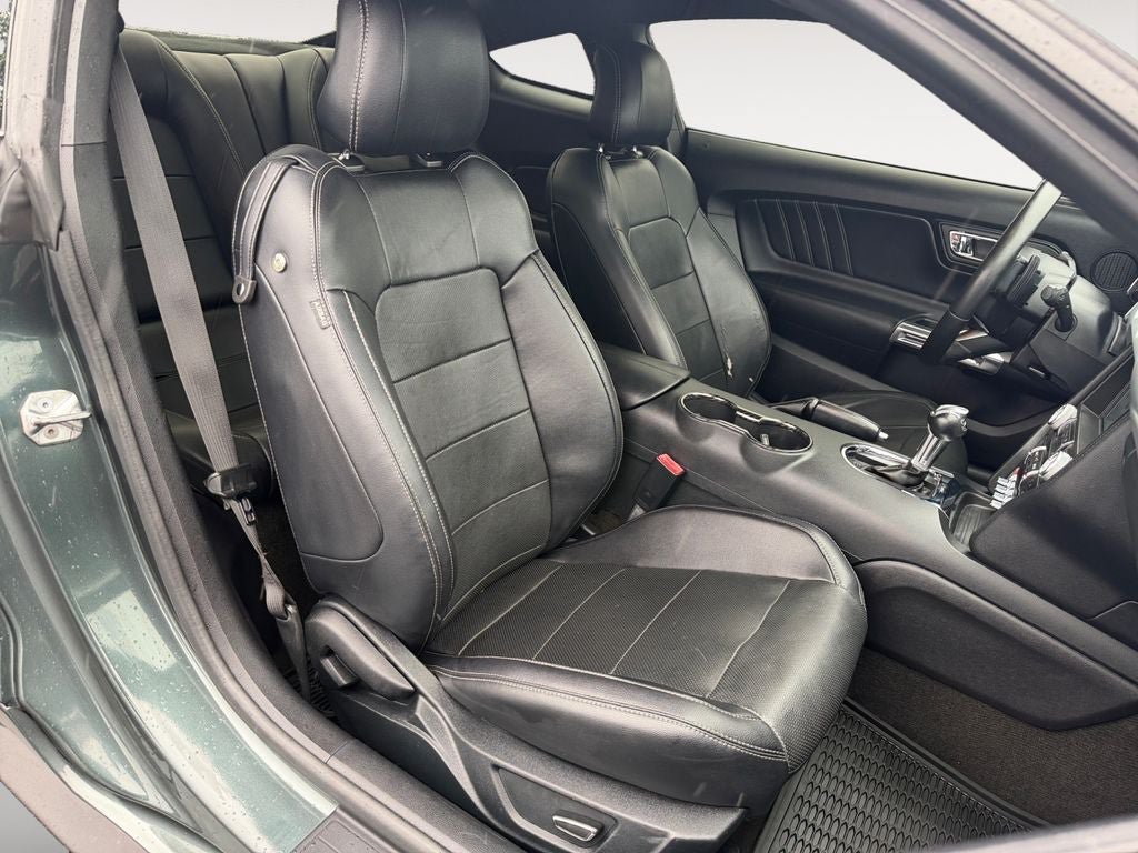 Used 2016 Ford Mustang Premium RWD image 24