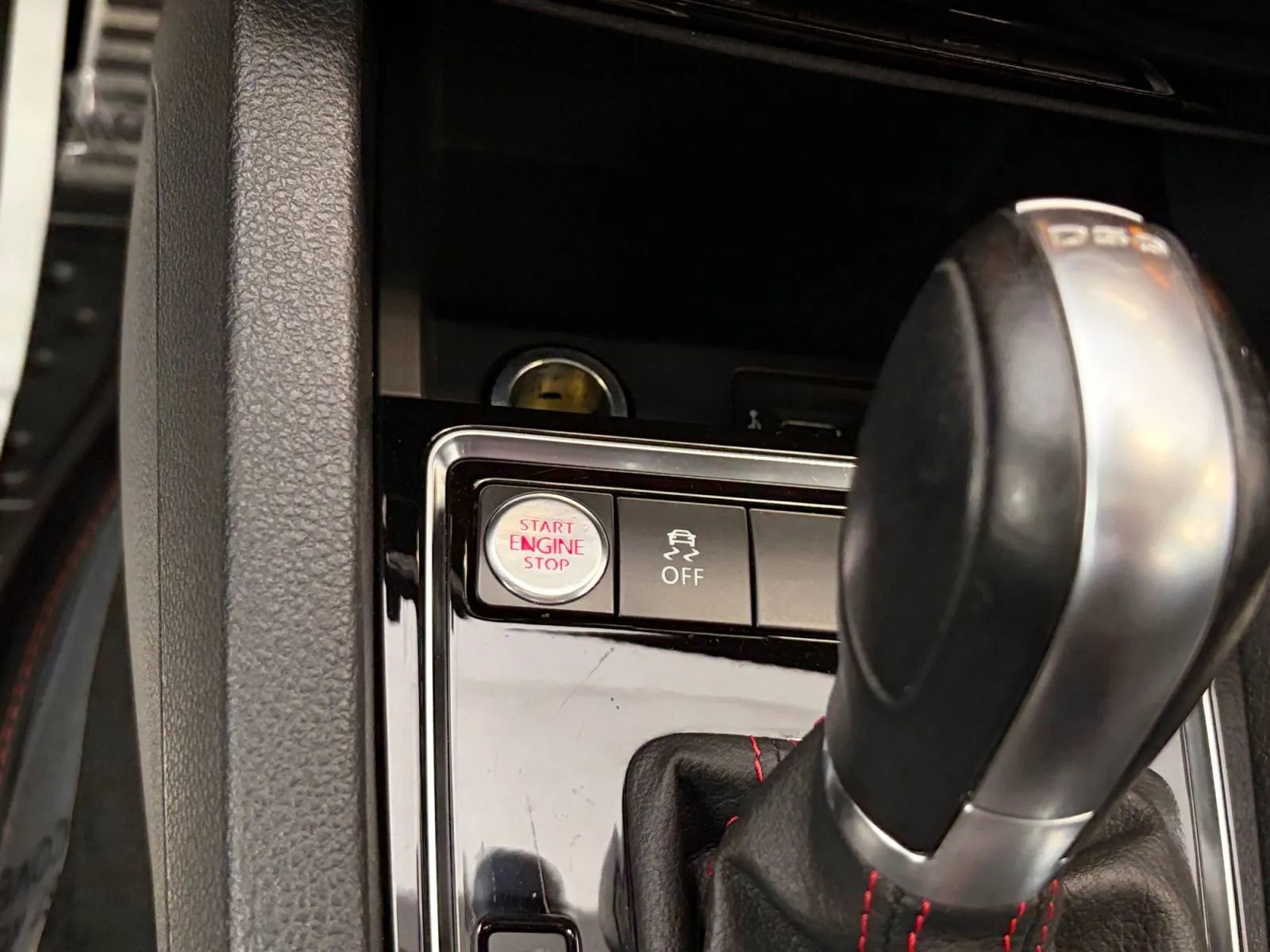 Used 2018 Volkswagen Jetta GLI image 63