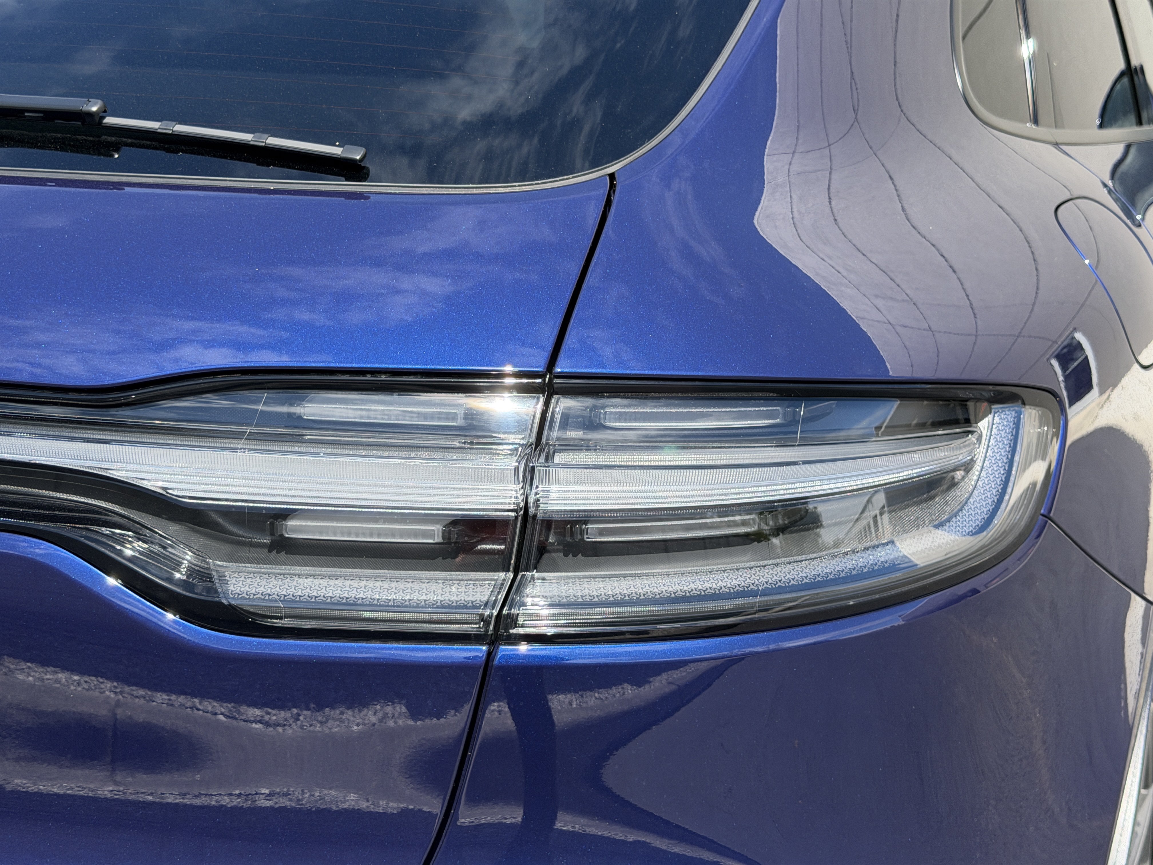 New 2026 Porsche Macan AWD/4WD image 12