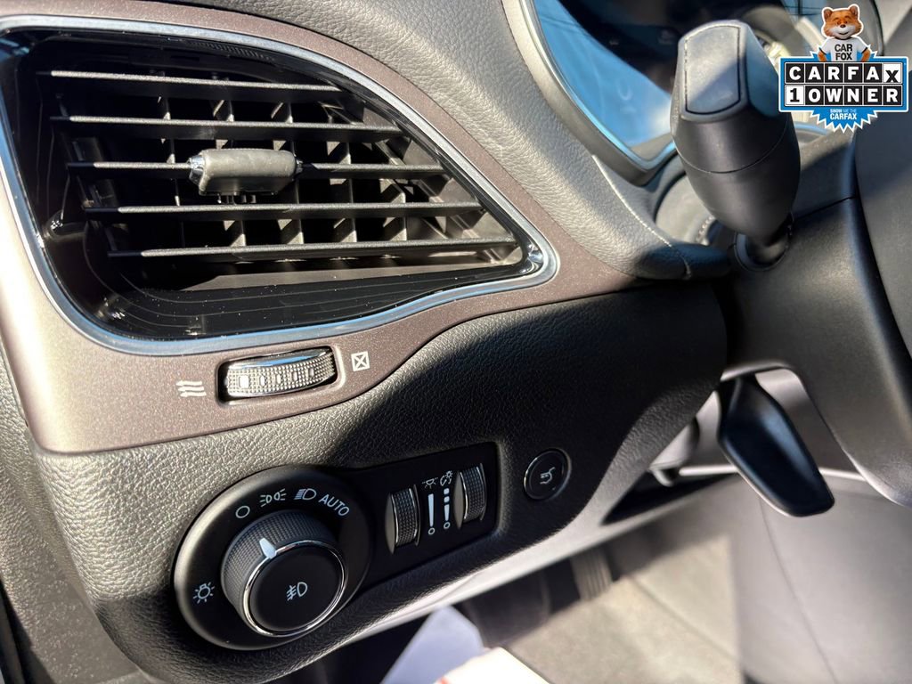 Certified 2022 Jeep Cherokee Limited image 14