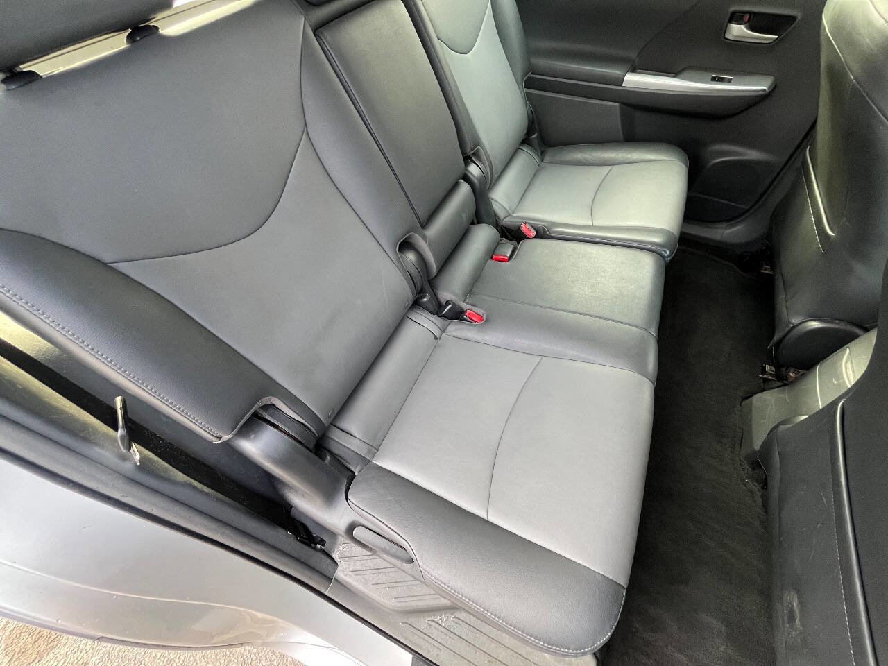 Used 2012 Toyota Prius V Five FWD image 14