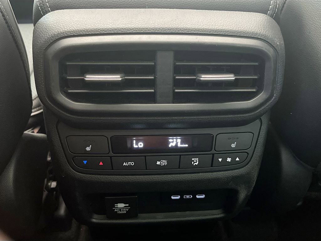 Used 2024 Honda Pilot Elite image 26